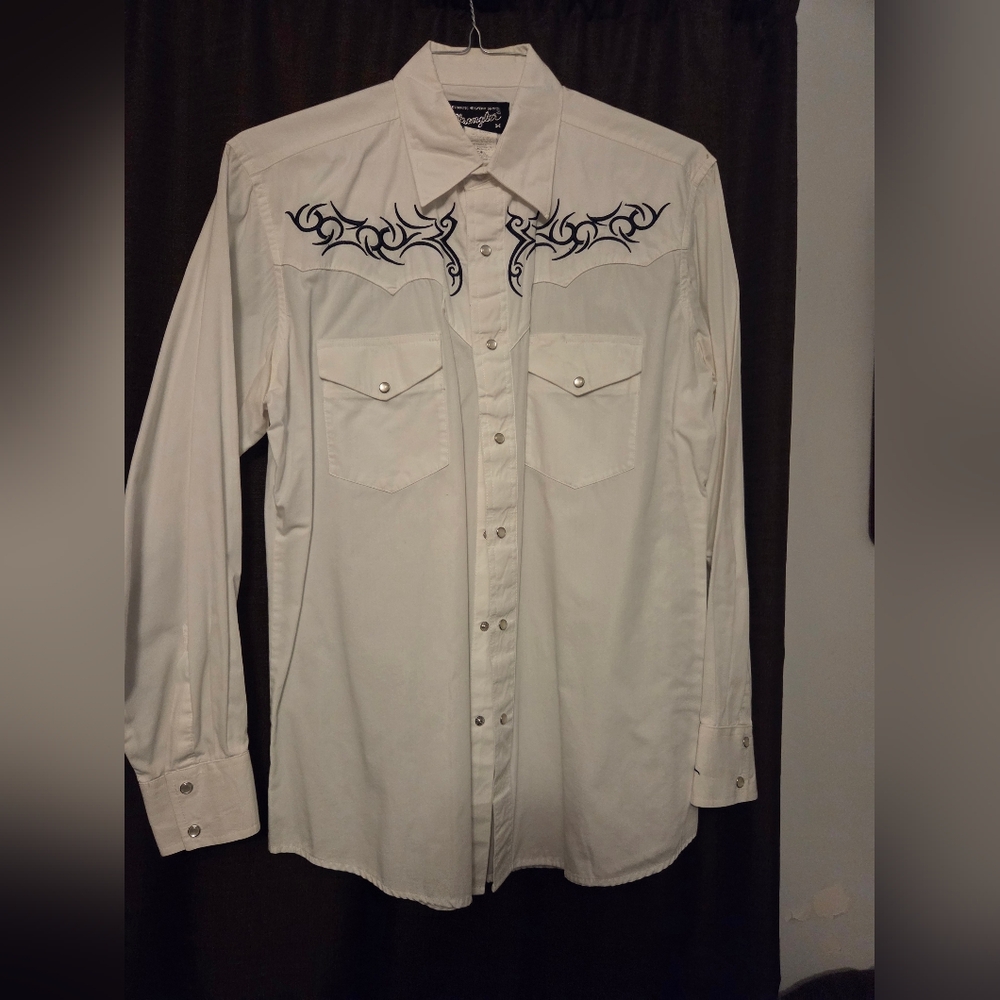 Wrangler White Western Shirt with Navy Blue Embroidery Mens M Snap Long Sleeve